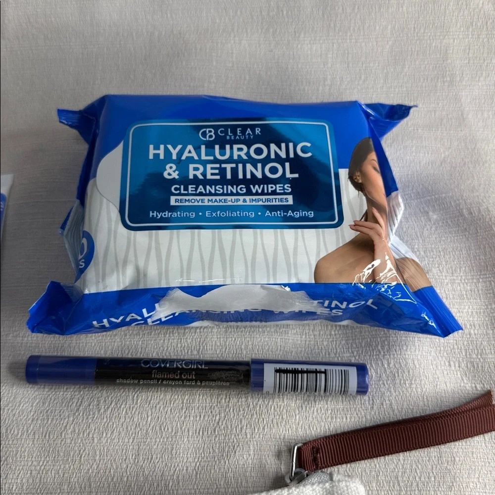 Ipsy Blue Floral Cometic Bundle